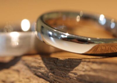 Eheringe aus Silber, Damenring poliert, Herrenring matt