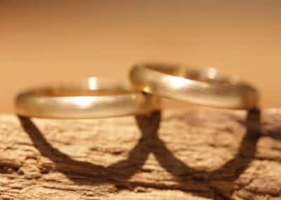 klassische matte ovale gelb gold ringe für hochzeit hergestellt im trauringkurs