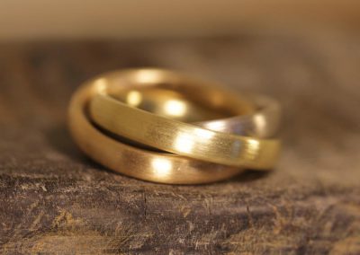 schöner matter spielring dreifarbig graugold rotgold gelbgold