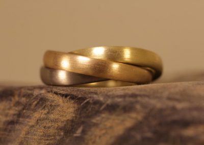 schöner matter spielring dreifarbig graugold rotgold gelbgold