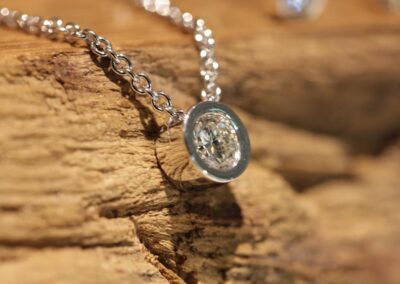 Schmuck-Set aus Silber mit Sein - Anhänger