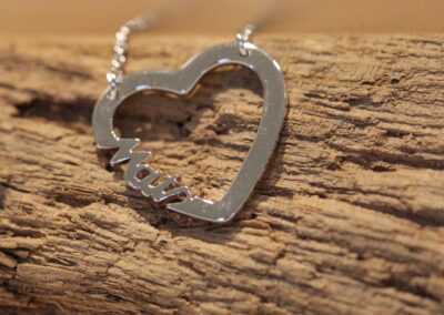 Herz Anhänger mit Namen Collier aus dem Schmukgaren