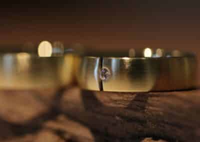 Trauringe 750er Gelbgold mit Brillant