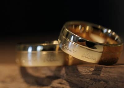Trauringe 750er Gelbgold mit Außengravur