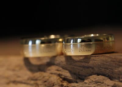 Trauringe 750er Gelbgold mit Außengravur