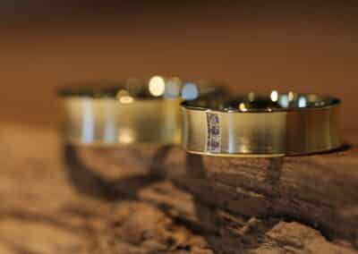 Trauringe konkav 585er Gelbgold mit Brillanten