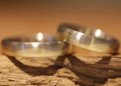 Trauringe Wellenringe 585er Gelbgold & Graugold