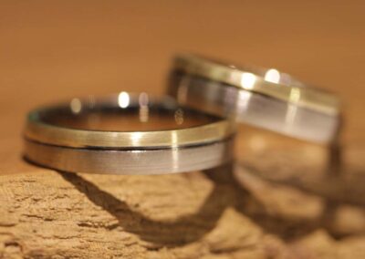 Eheringe Scheibenringe 585er Graugold und 585er Gelbgold