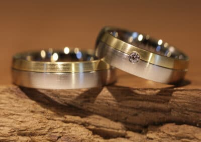 Eheringe Scheibenringe Zweifarbig aus 585er Graugold und Gelbgold Damenring mit Brillanten