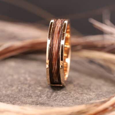 goldring mit pferde haar anfertigung aus dem schmuckgarten