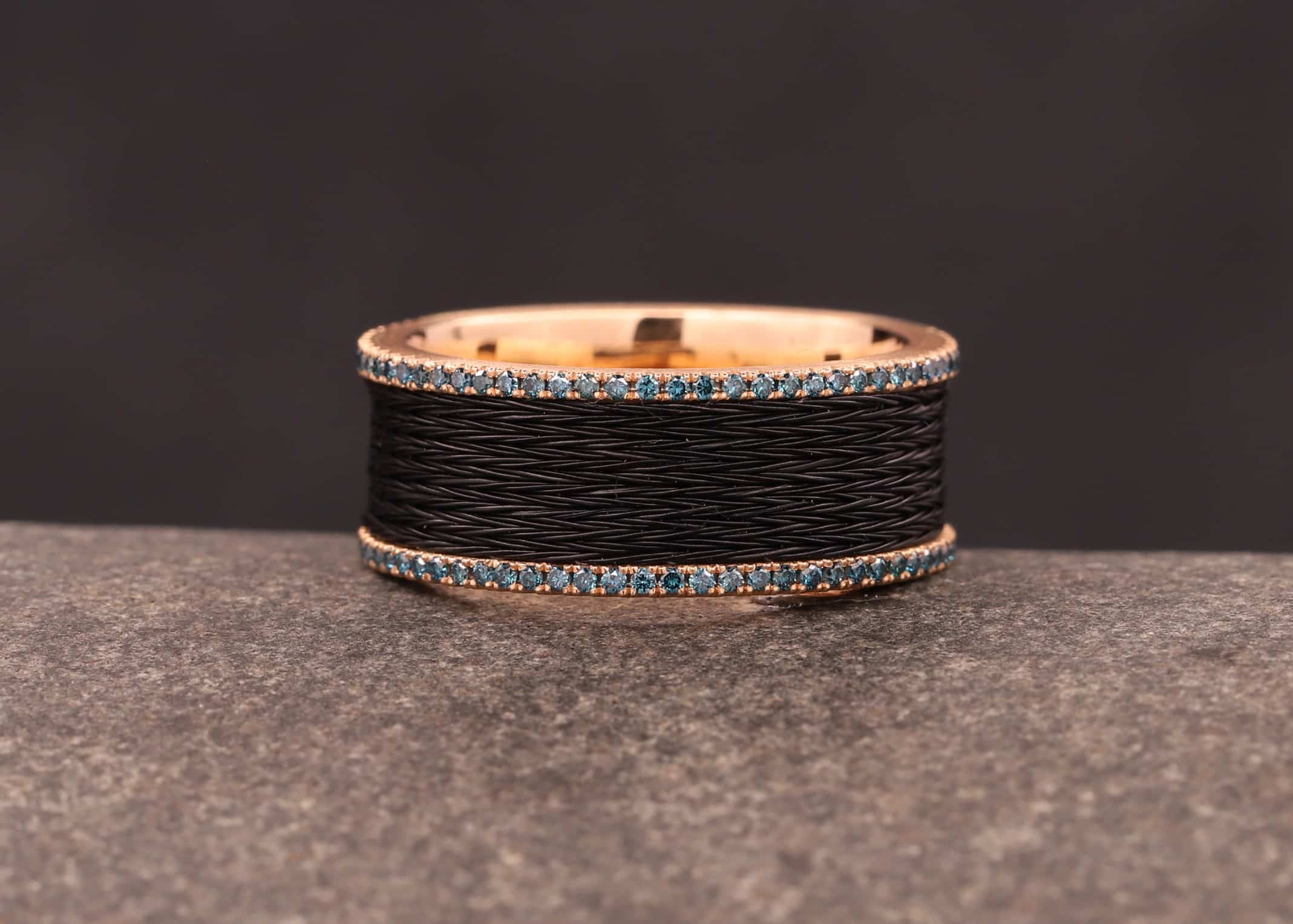 ring aus 585er rosegold mit blauen behandelten brillanten und pferde haar schmuckgarten