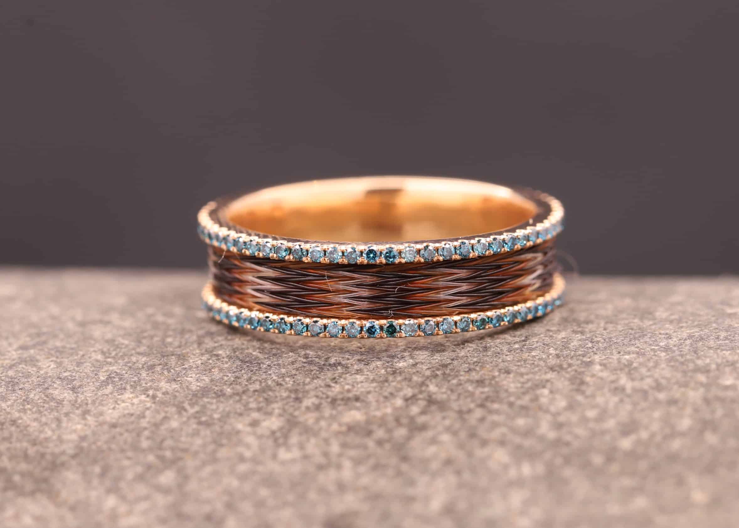 rose gold ring mit blauen brillanten und gewebten pferde haaren schmuckgarten
