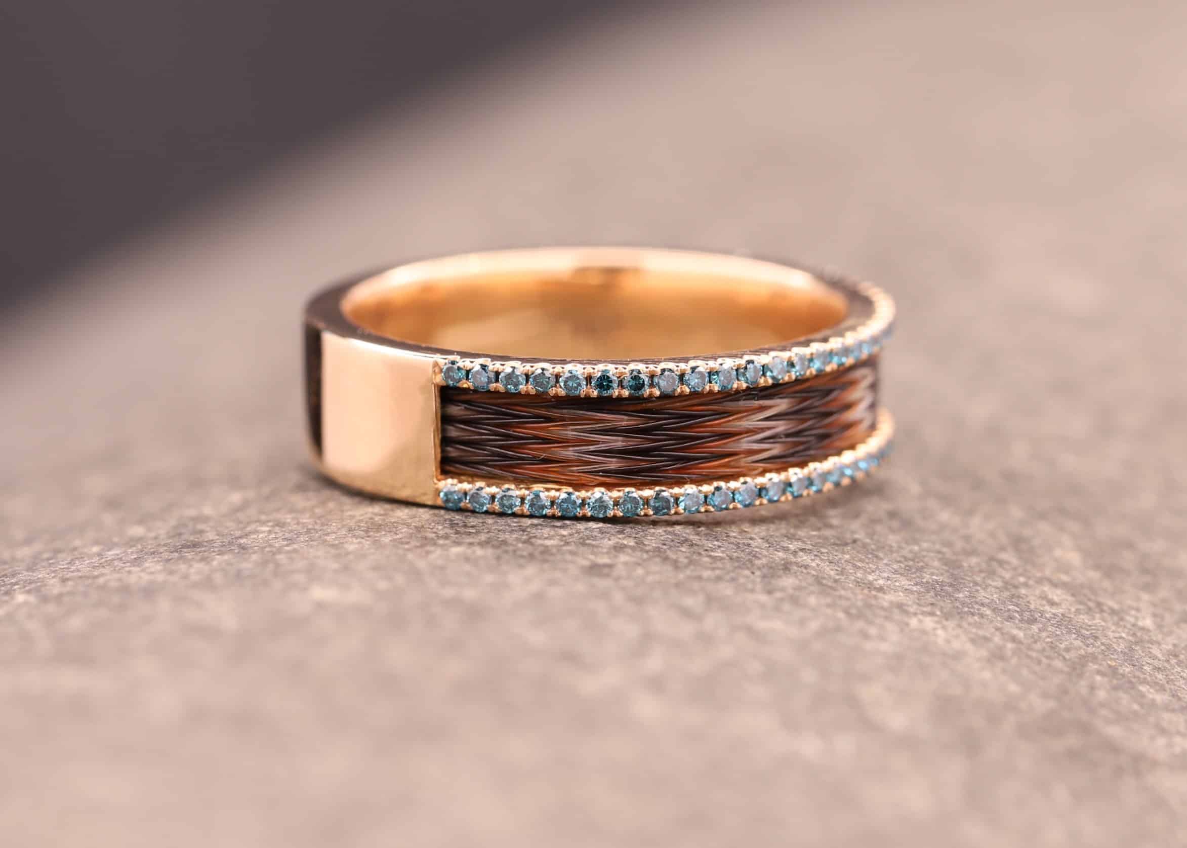 rose gold ring mit blauen brillanten und gewebten pferde haaren schmuckgarten