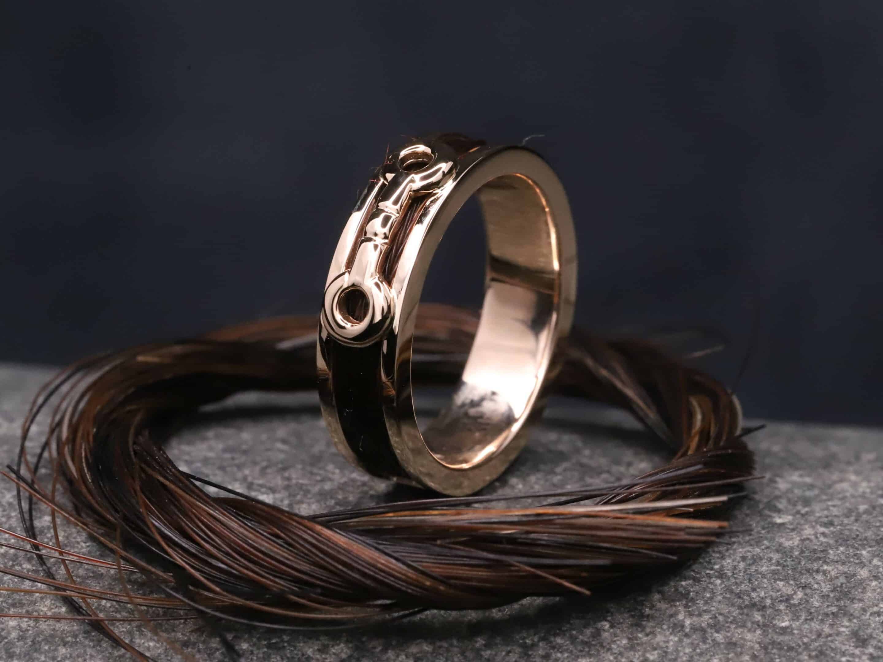 Pferdehaarring 585er Rosegold mit Trense