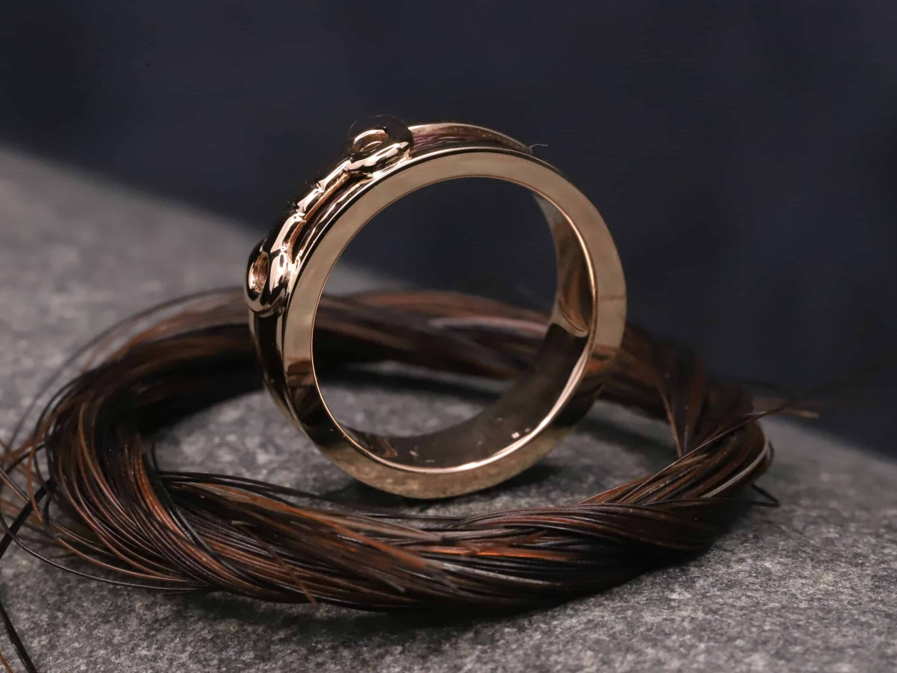 Pferdehaarring 585er Rosegold mit Trense – Bild 4
