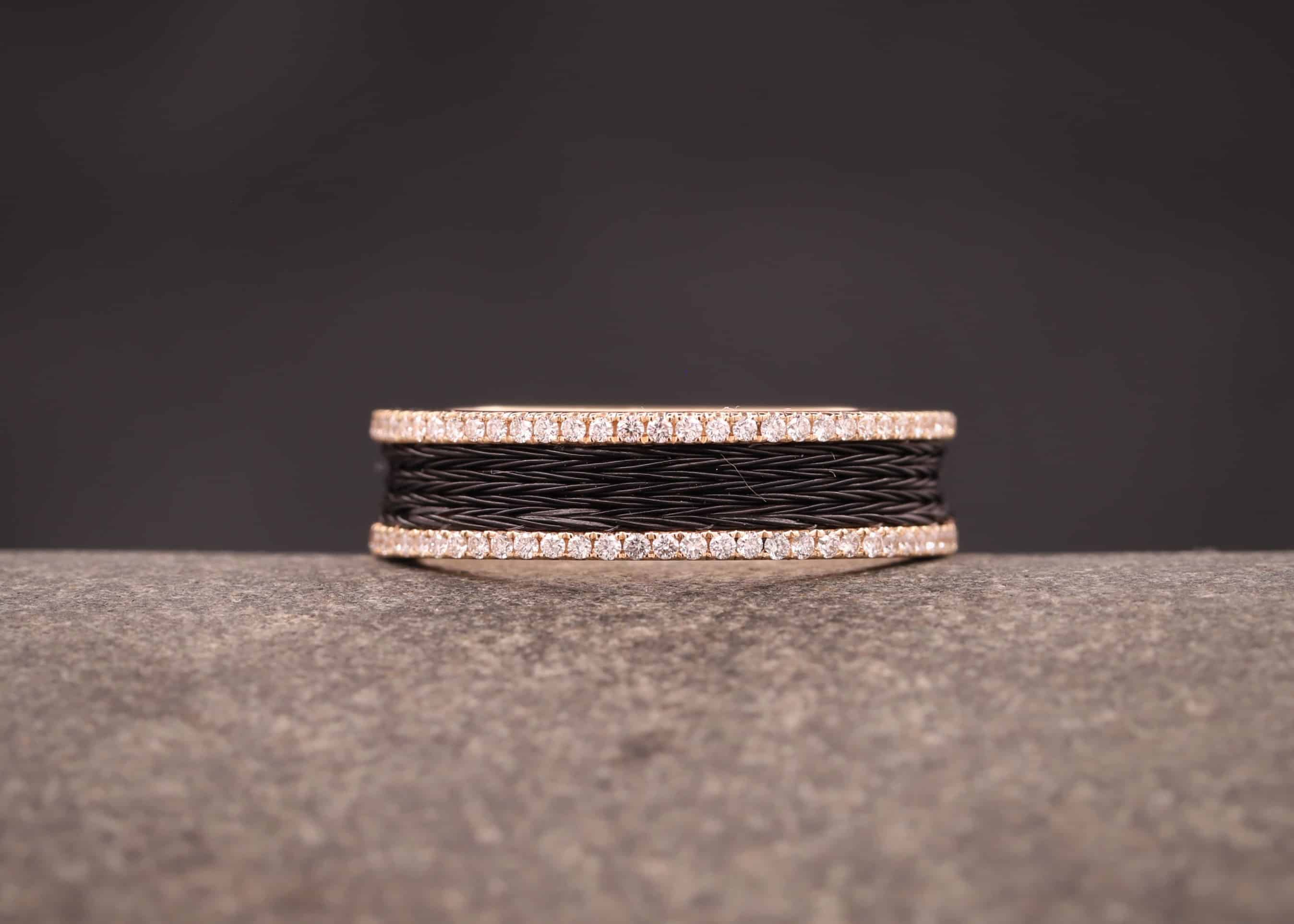 rosegold ring mit brillanten und gewebten pferdehaar schmuckgarten