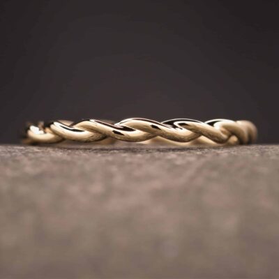 gedrehter gold draht ring aus dem schmuckgarten bei aachen