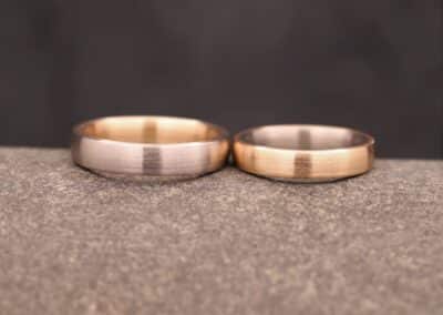 zweifarbige eheringe aus gold steckloetringe aus dem schmuckgarten