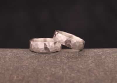 silber ringe grob geschmiedet - freundschaftsringe eheringe