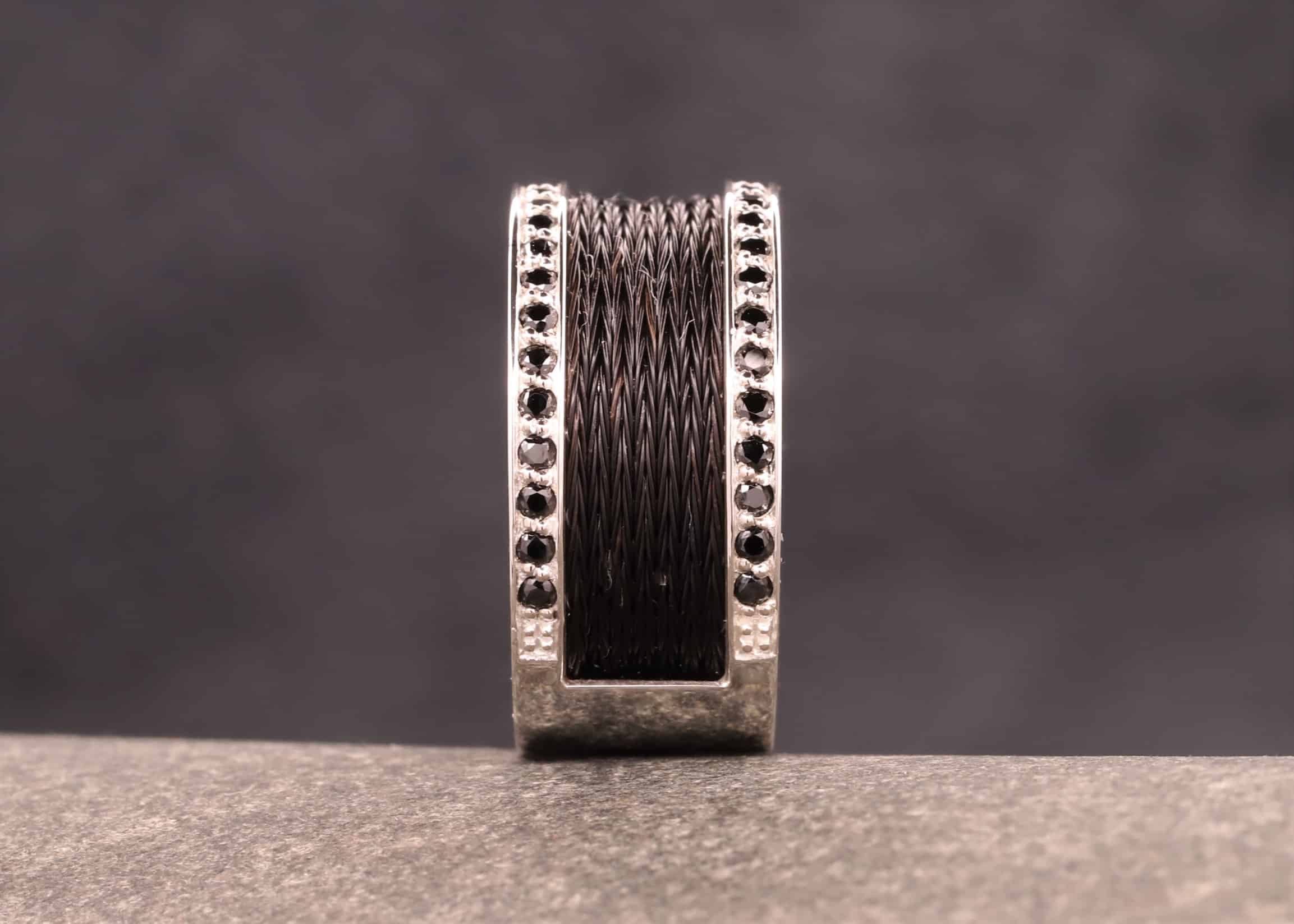925er silber ring mit schwarzen zirkonias und pferdehaar