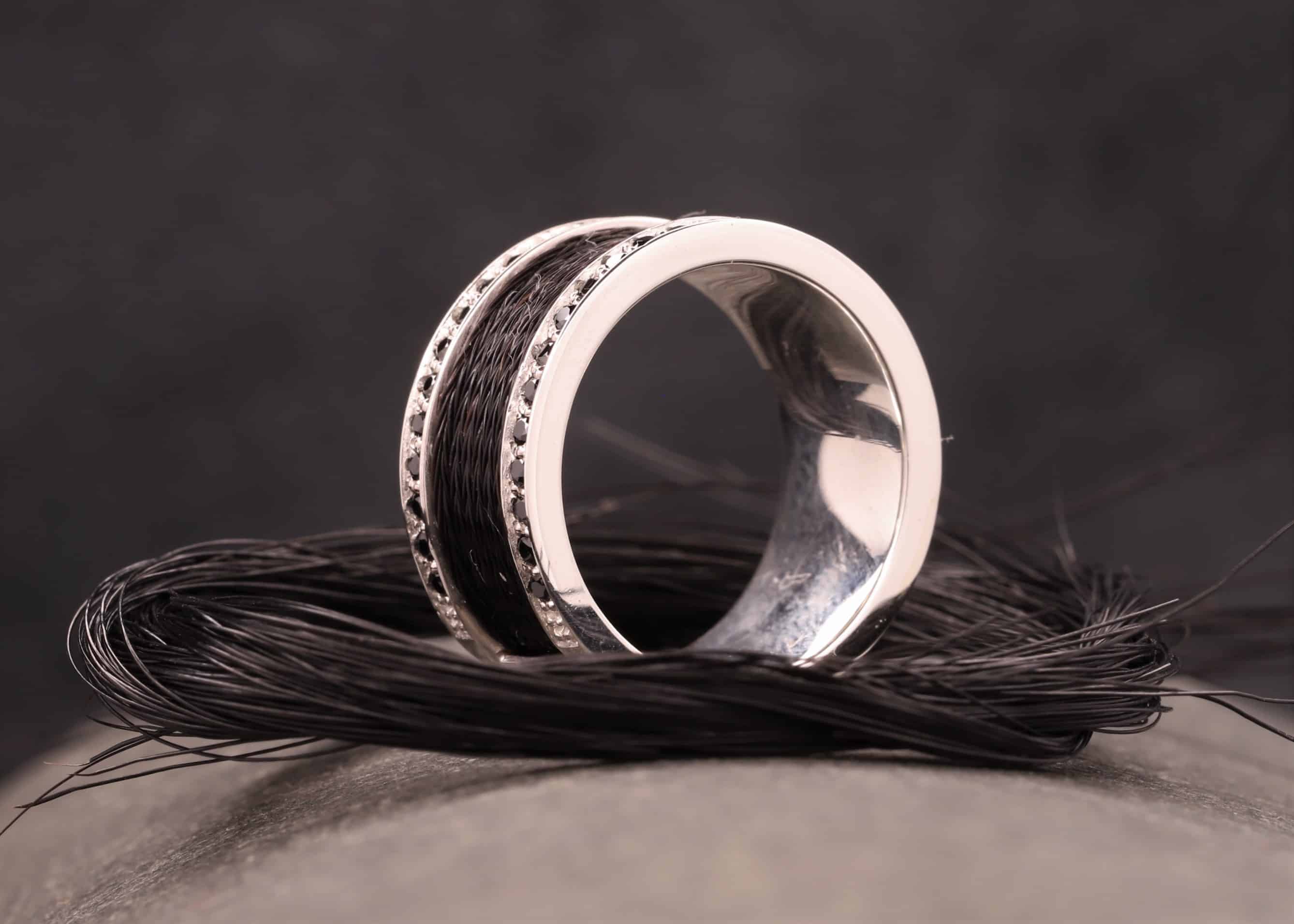 925er silber ring mit schwarzen zirkonias und pferdehaar