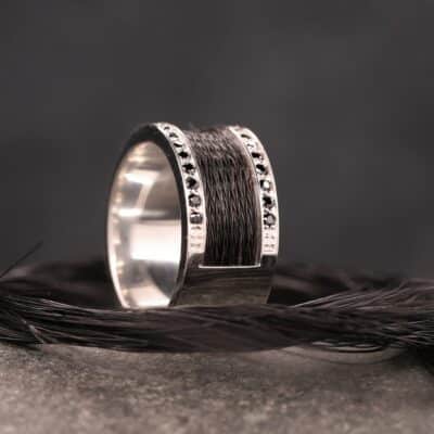 925er silber ring mit schwarzen zirkonias und pferdehaar