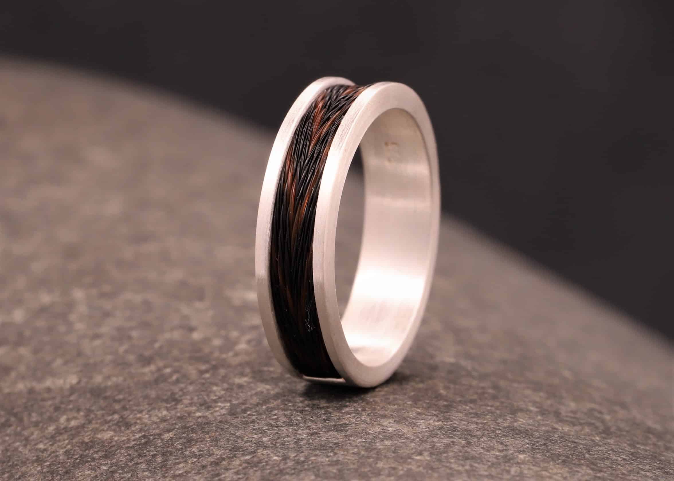 matter silberring mit pferde haar schmuckgarten