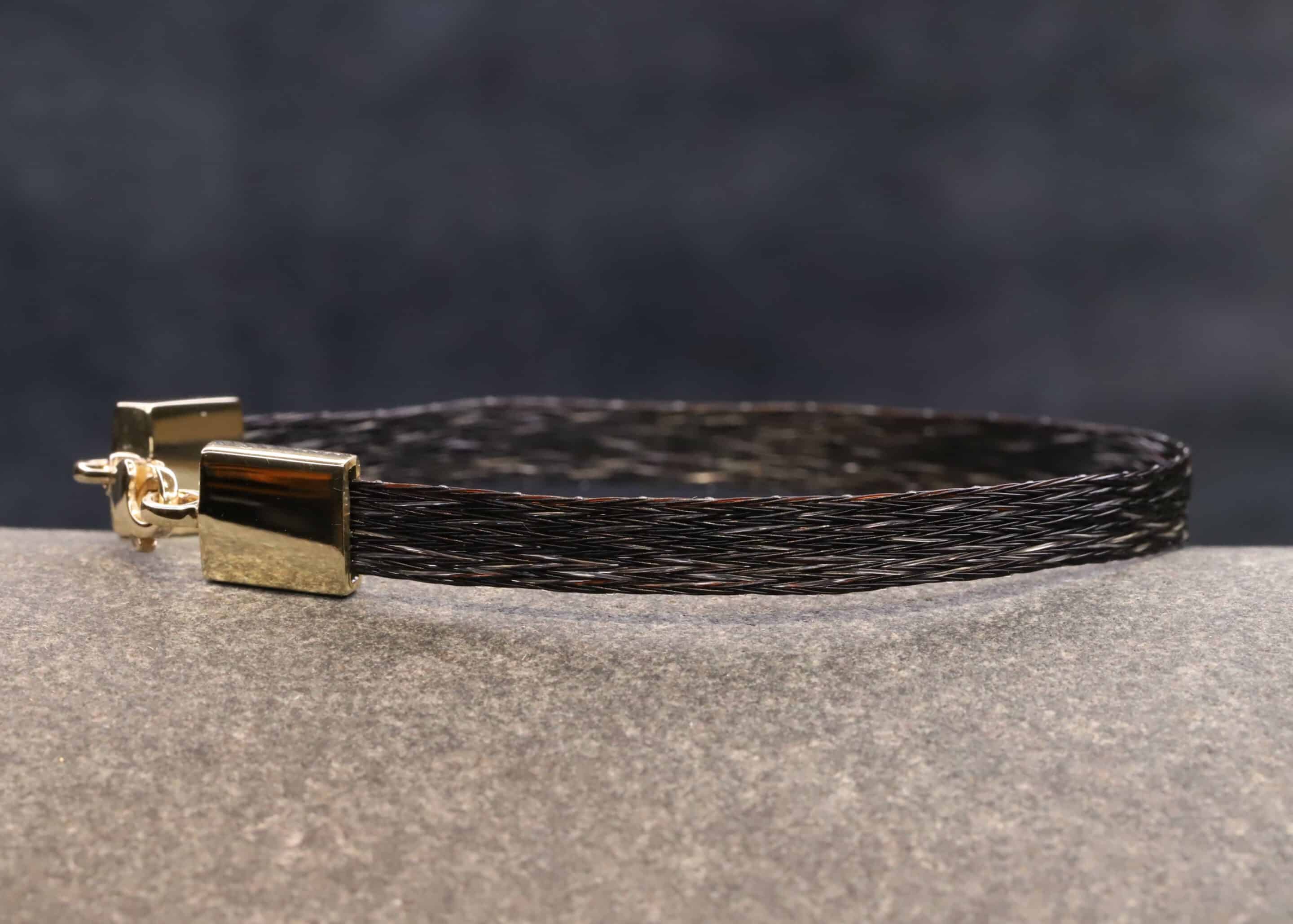 armband aus gewebten pferde haar und gold verschluss - schmuckgarten