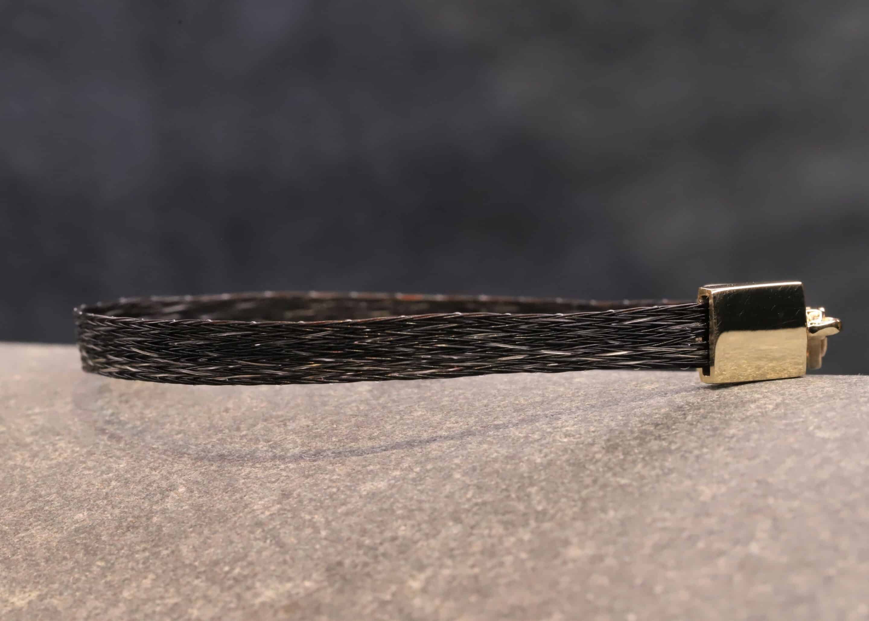 armband aus gewebten pferde haar und gold verschluss - schmuckgarten