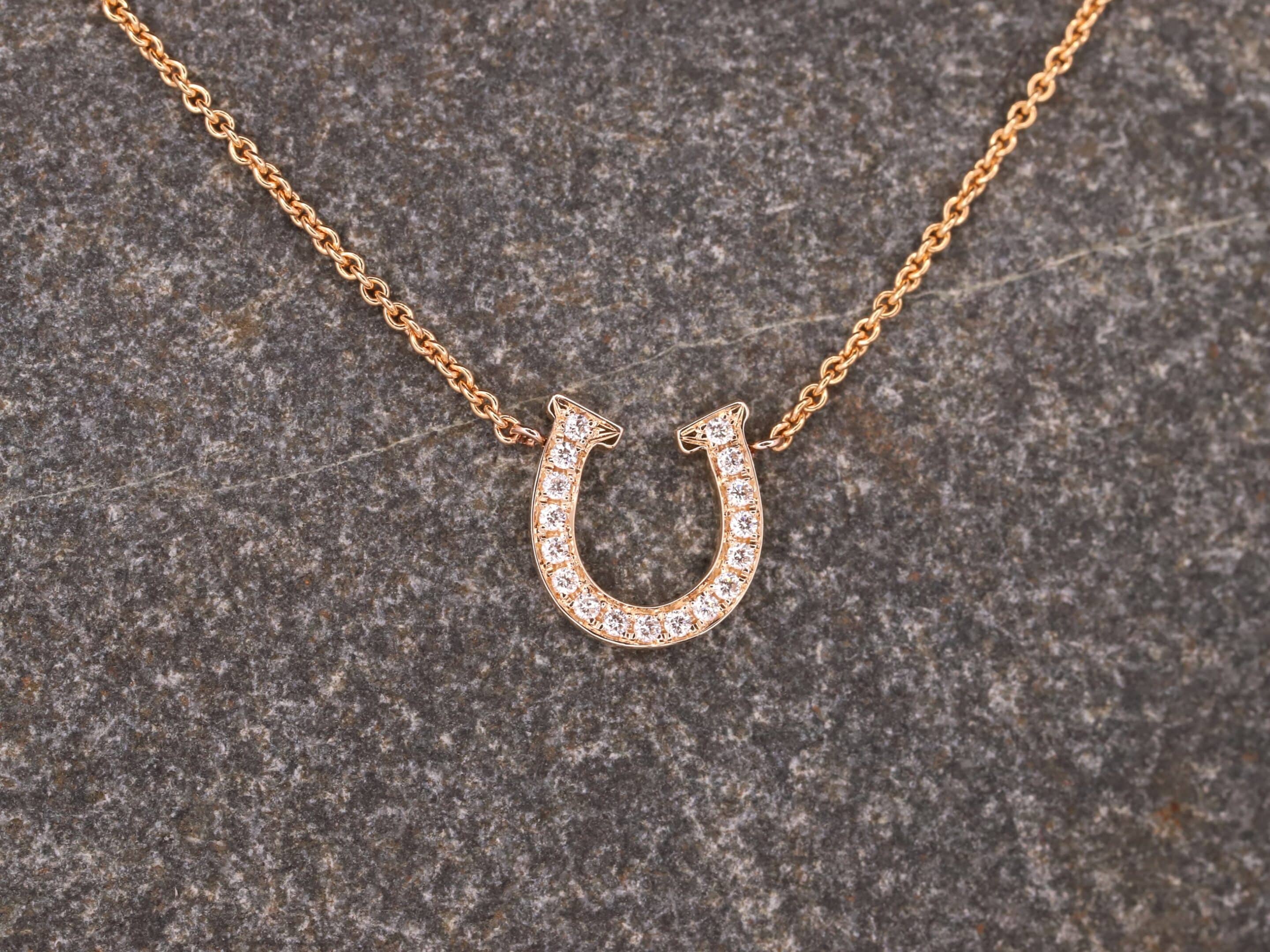 Hufeisen Collier in 585er Rosegold mit Brillanten – Bild 5