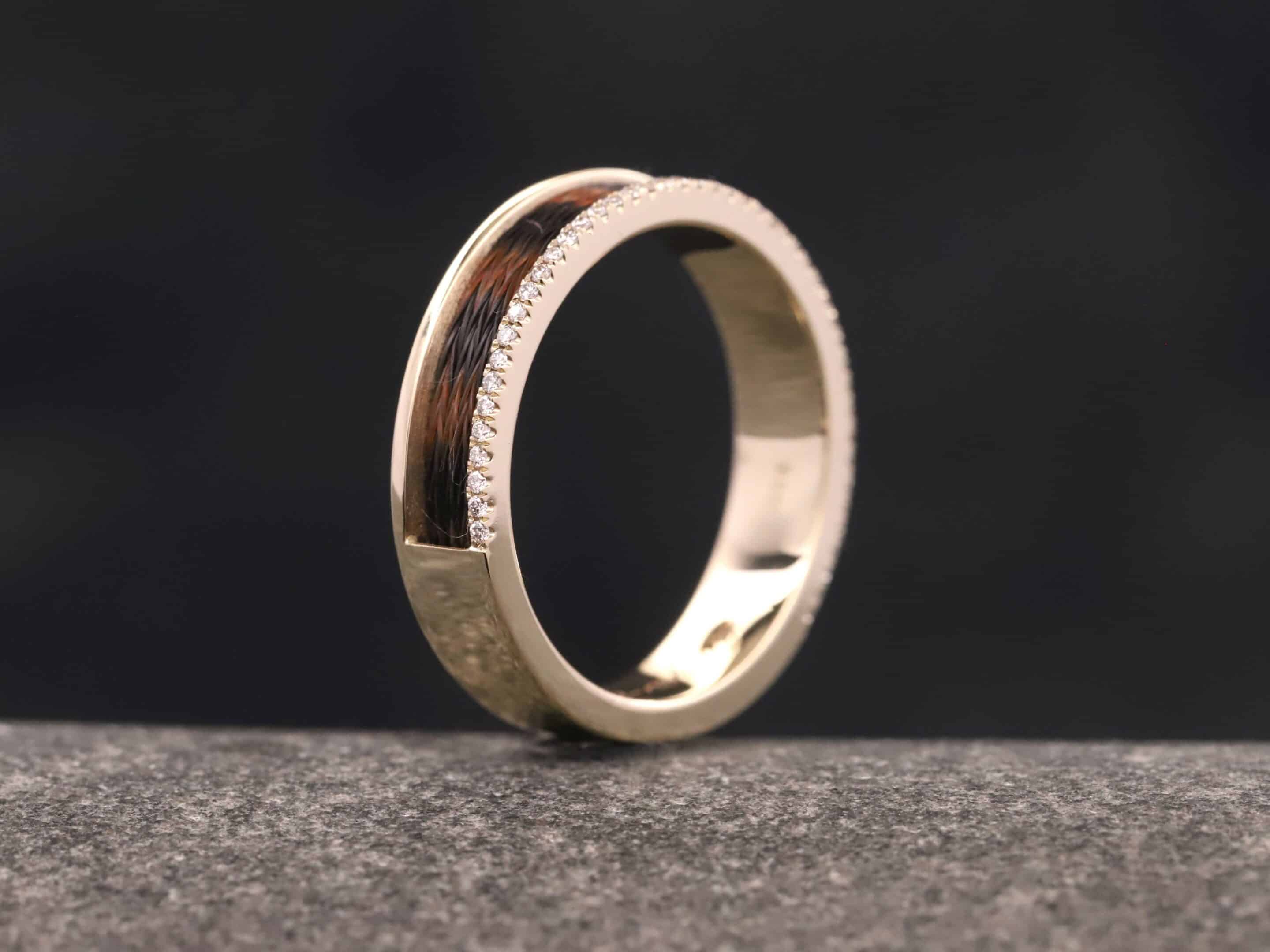 Pferdehaarring 585er Gelbgold mit Brillanten – Bild 5