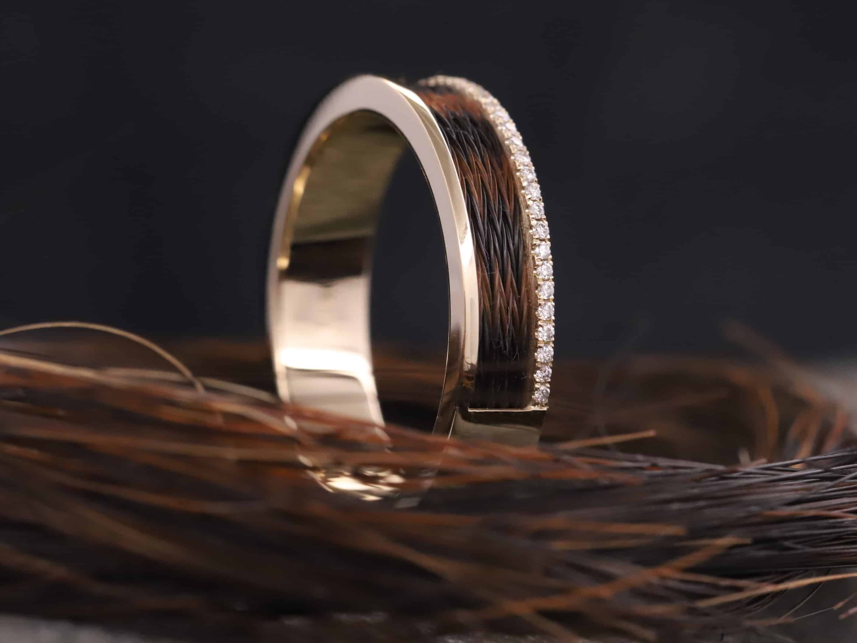 Pferdehaarring 585er Gelbgold mit Brillanten – Bild 9