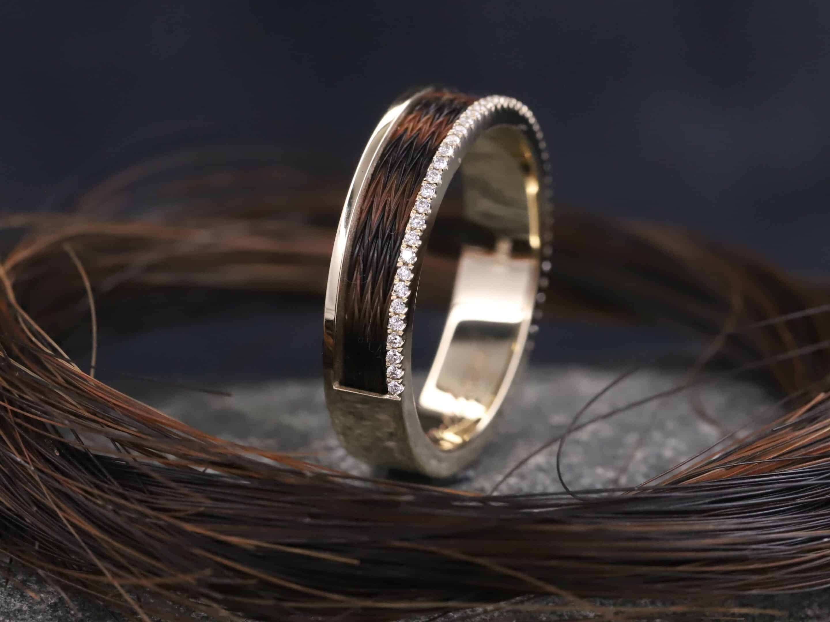 Pferdehaarring 585er Gelbgold mit Brillanten