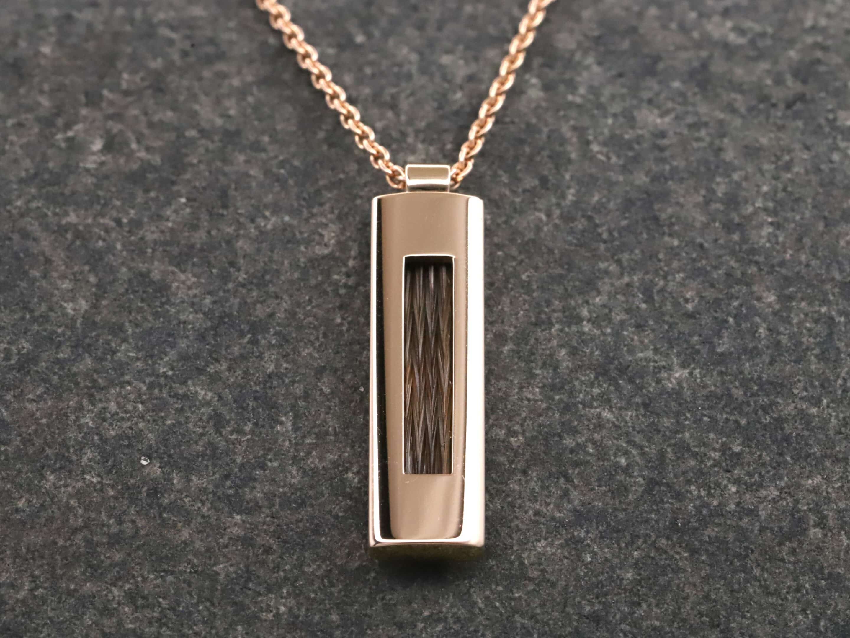 Mittlerer Kettenanhänger mit Pferdehaar 585er Rosegold – Bild 2