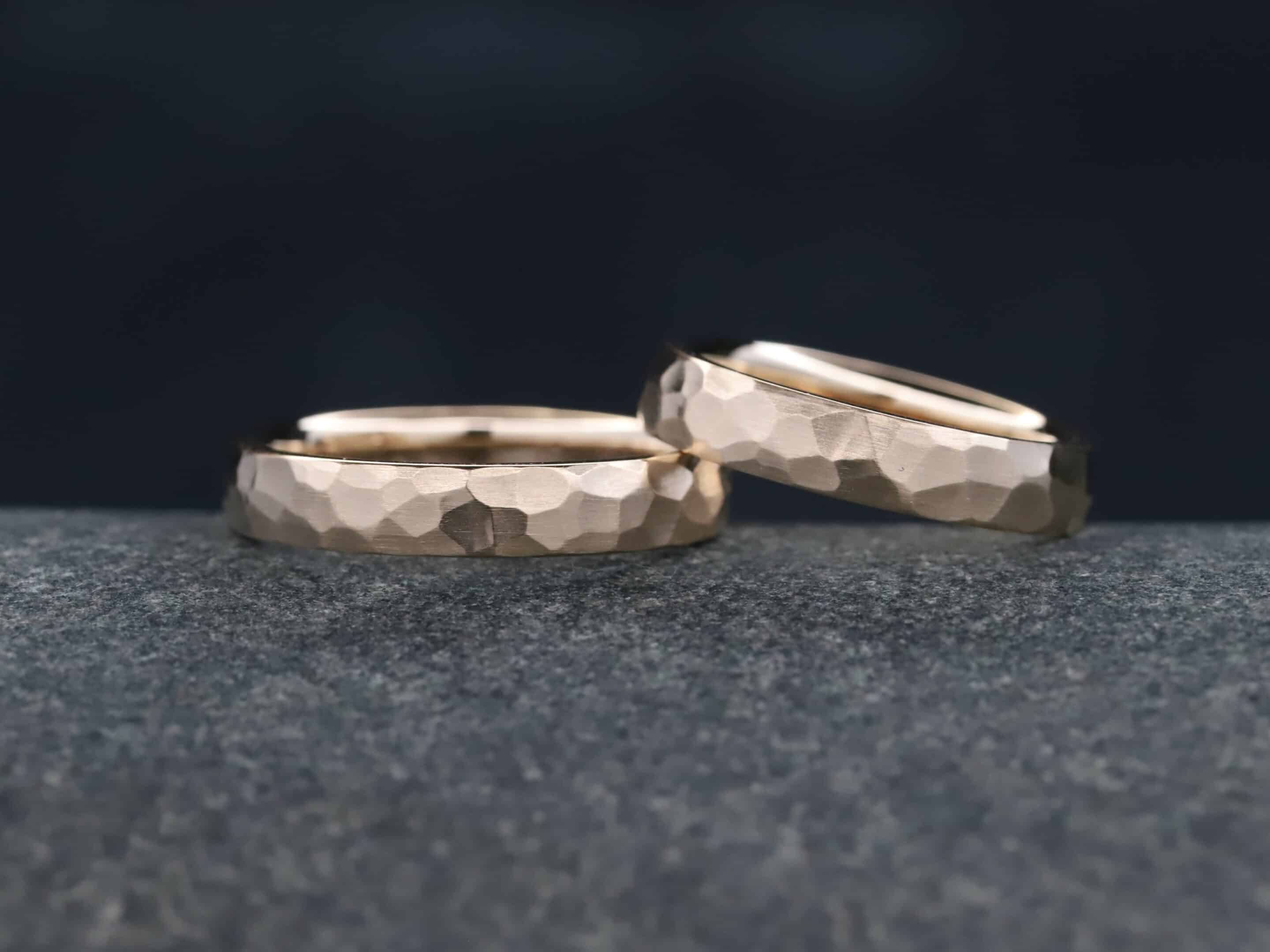 Trauringe in 585er Rosegold geschmiedet