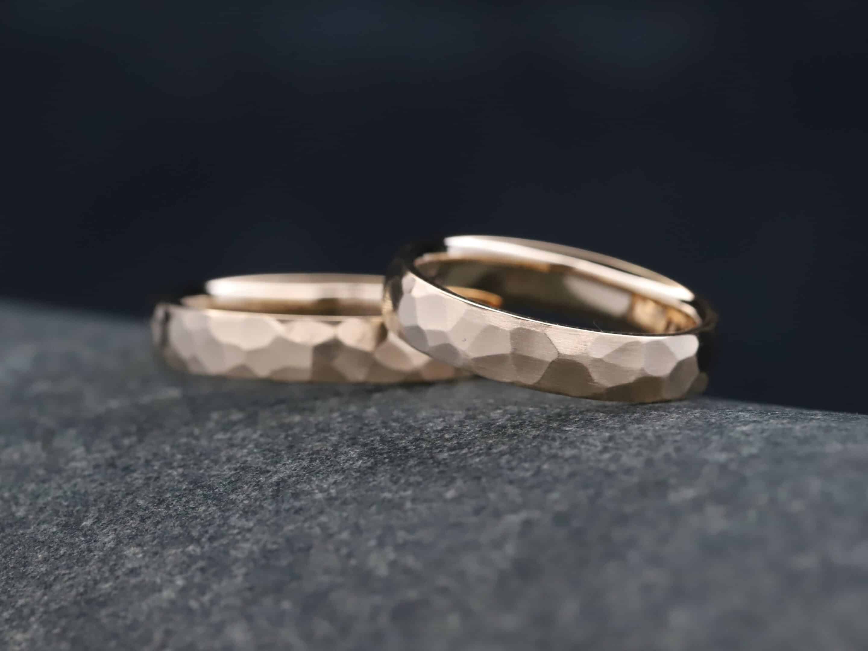 Trauringe in 585er Rosegold geschmiedet – Bild 2