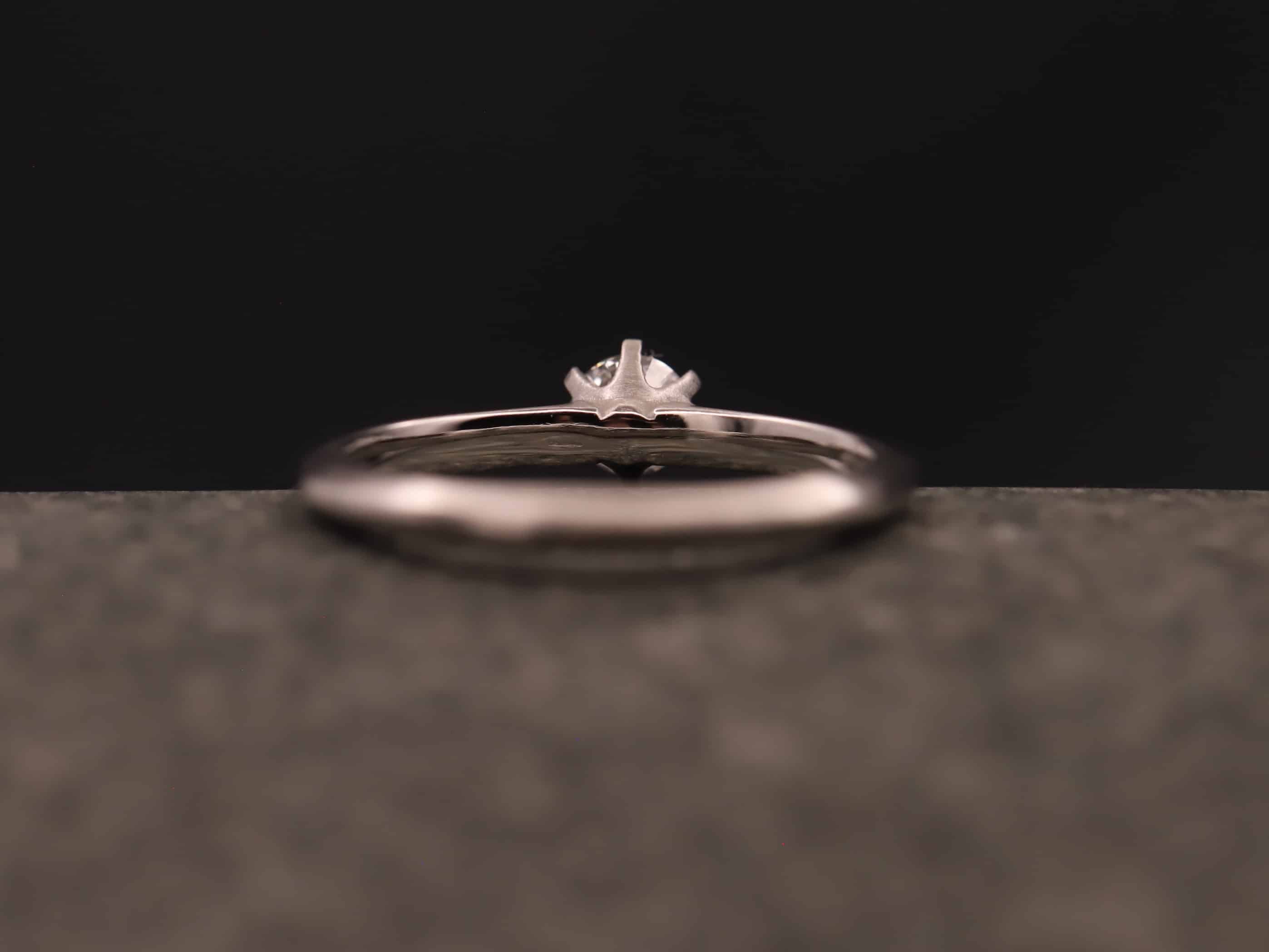 Verlobungsring 950er Platin mit 0,28ct synthetischem Diamanten im Brillantschliff – Bild 8