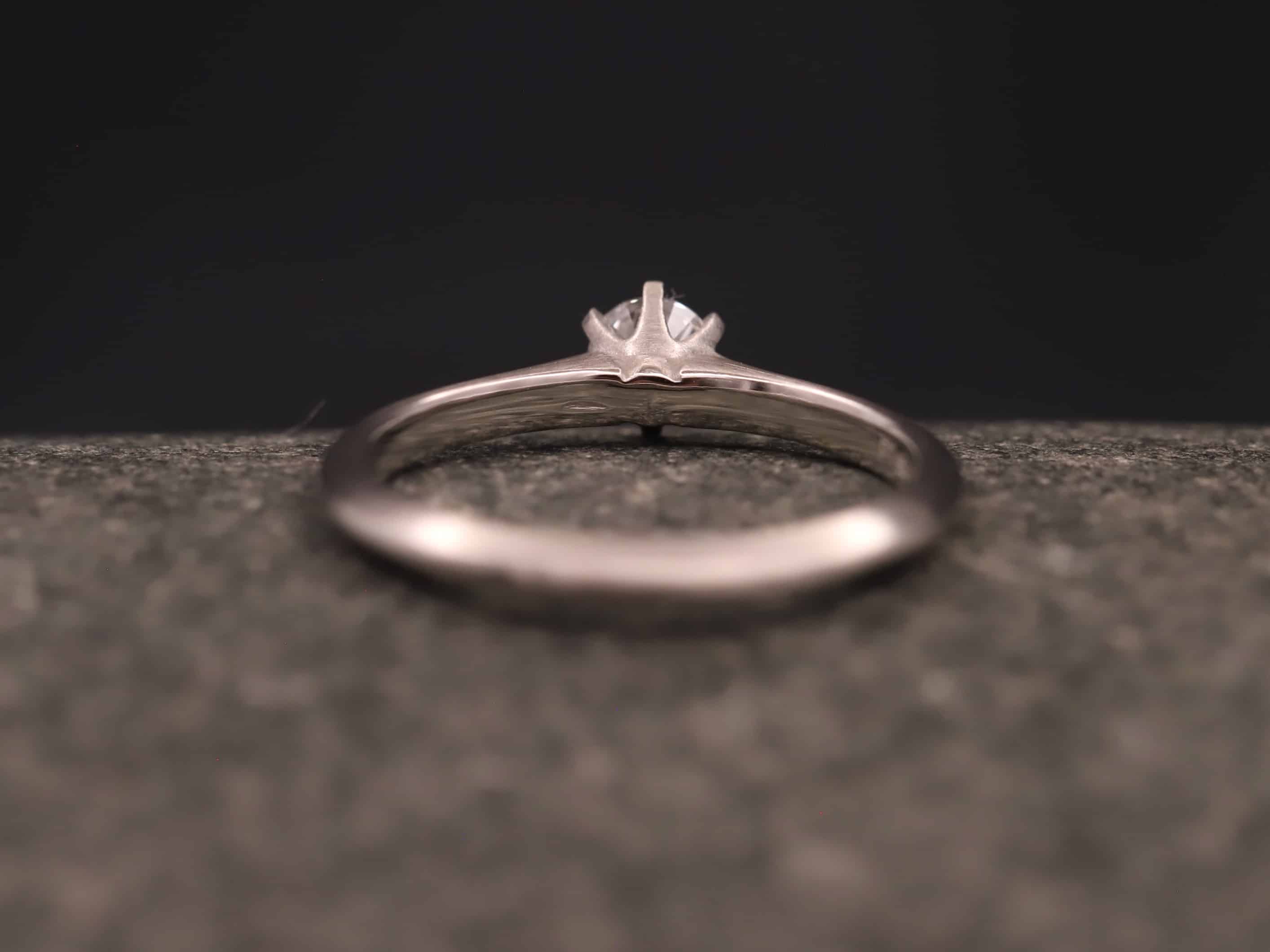 Verlobungsring 950er Platin mit 0,28ct synthetischem Diamanten im Brillantschliff – Bild 5
