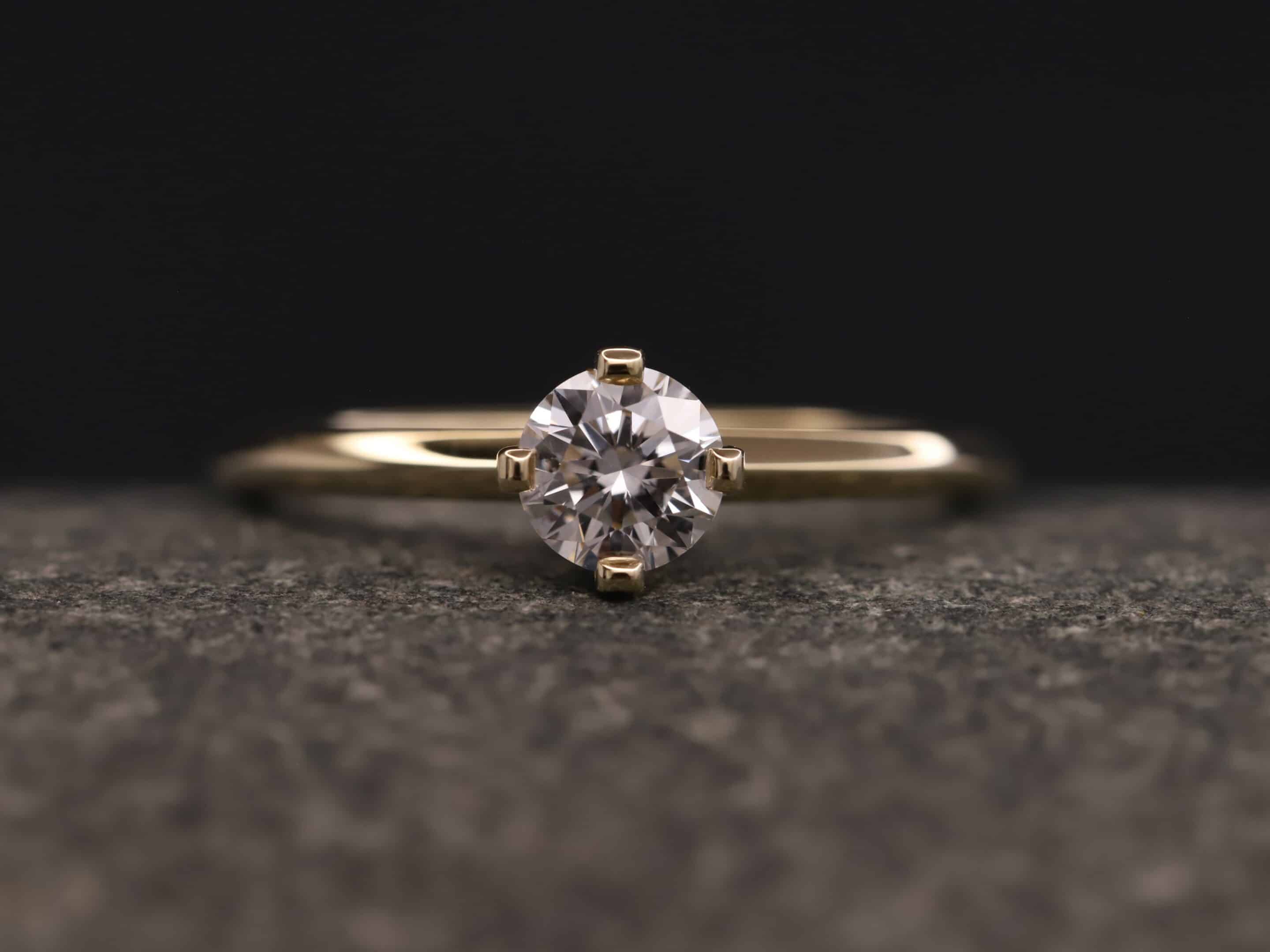 Verlobungsring 585er Gelbgold mit 0,54ct synthetischem Diamanten im Brillantschliff – Bild 7