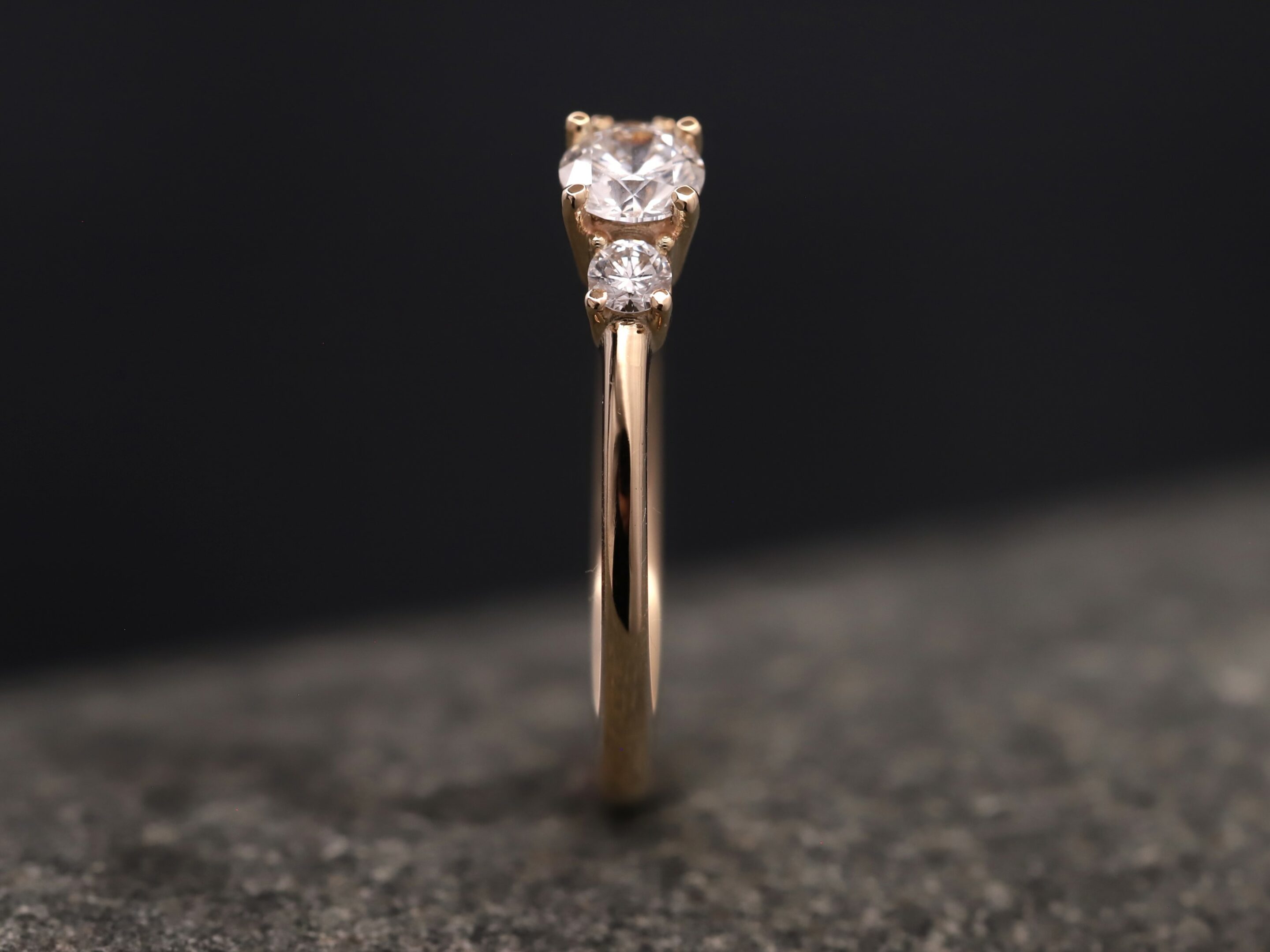 Verlobungsring 585er Rosegold mit 0,33ct synthetischen Diamanten im Brillantschliff – Bild 5