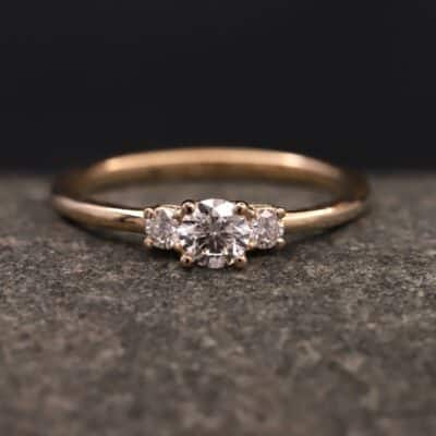 Verlobungsring 585er Rosegold mit 0,33ct synthetischen Diamanten im Brillantschliff