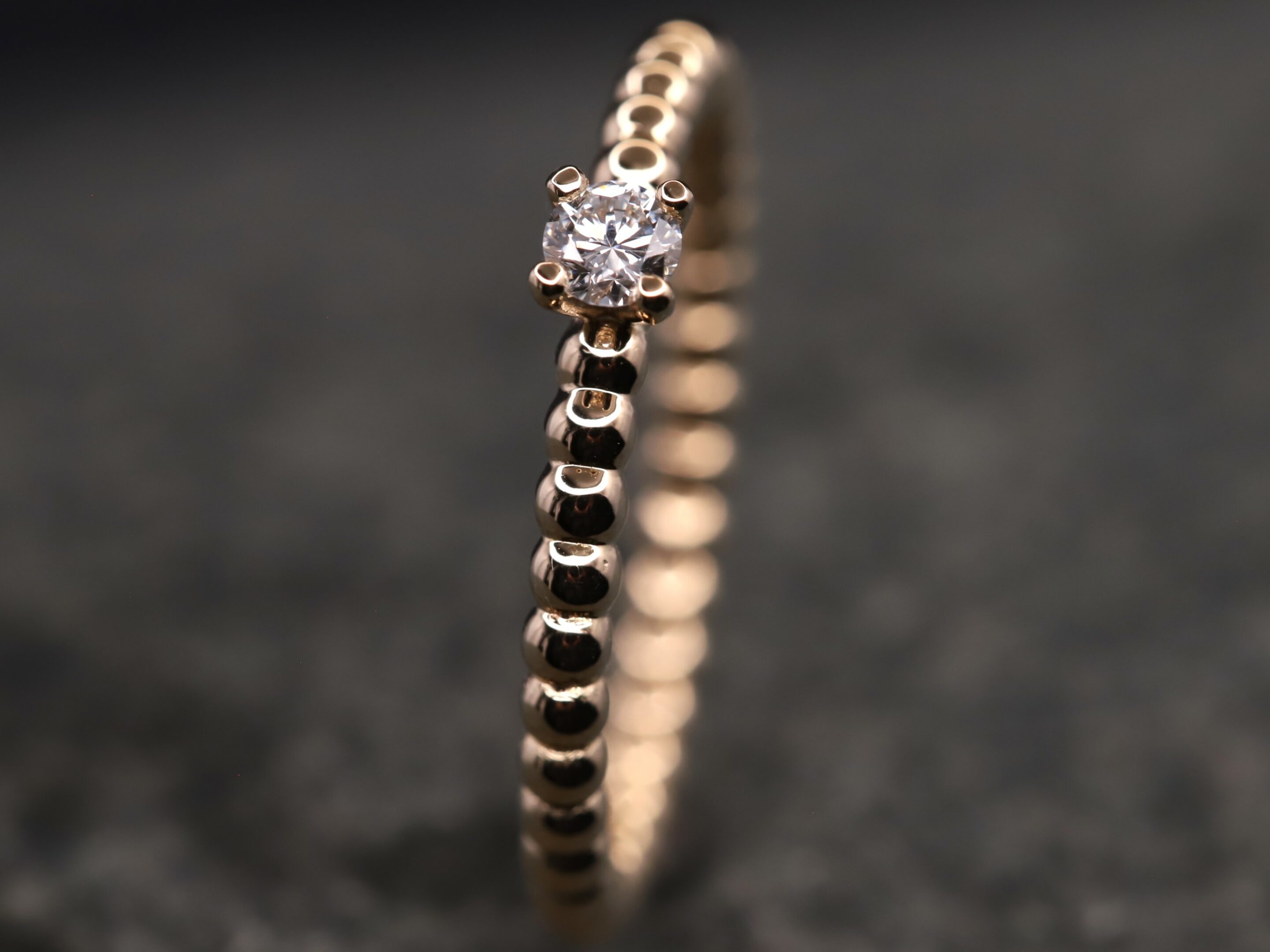 Verlobungsring Kugelring 585er Rosegold mit 0,11ct synthetischem Diamanten im Brillantschliff – Bild 8