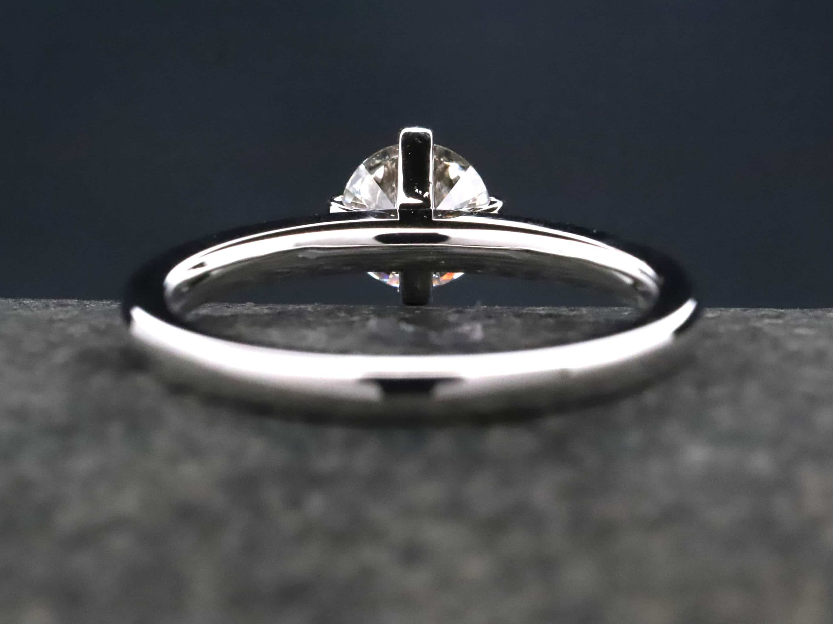 Verlobungsring 585er Weißgold mit 0,75ct synthetischem Diamanten im Brillantschliff – Bild 3