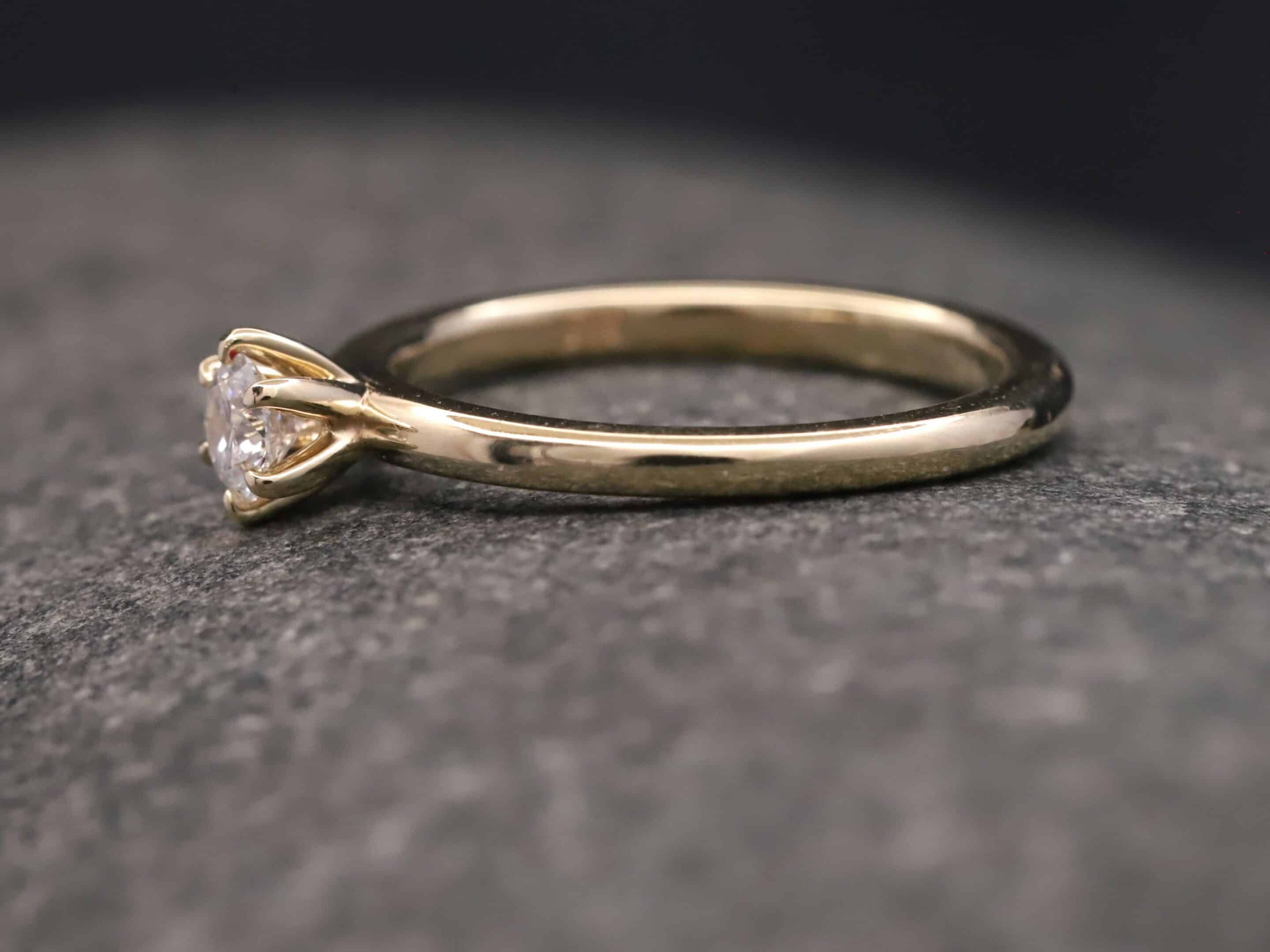 Verlobungsring 585er Gelbgold mit 0,29ct synthetischem Brillant – Bild 4
