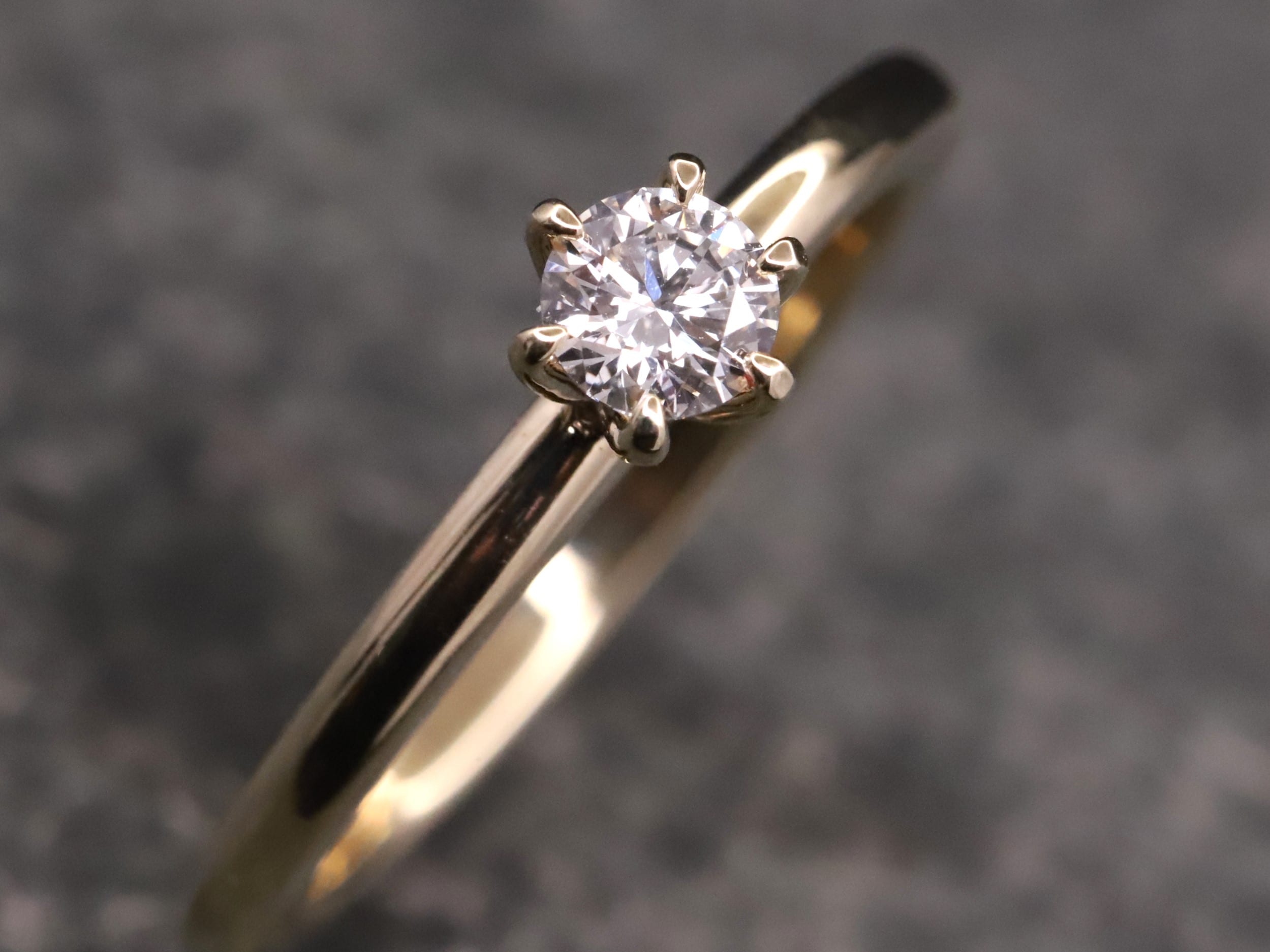 Verlobungsring 585er Gelbgold mit 0,29ct synthetischem Brillant – Bild 9