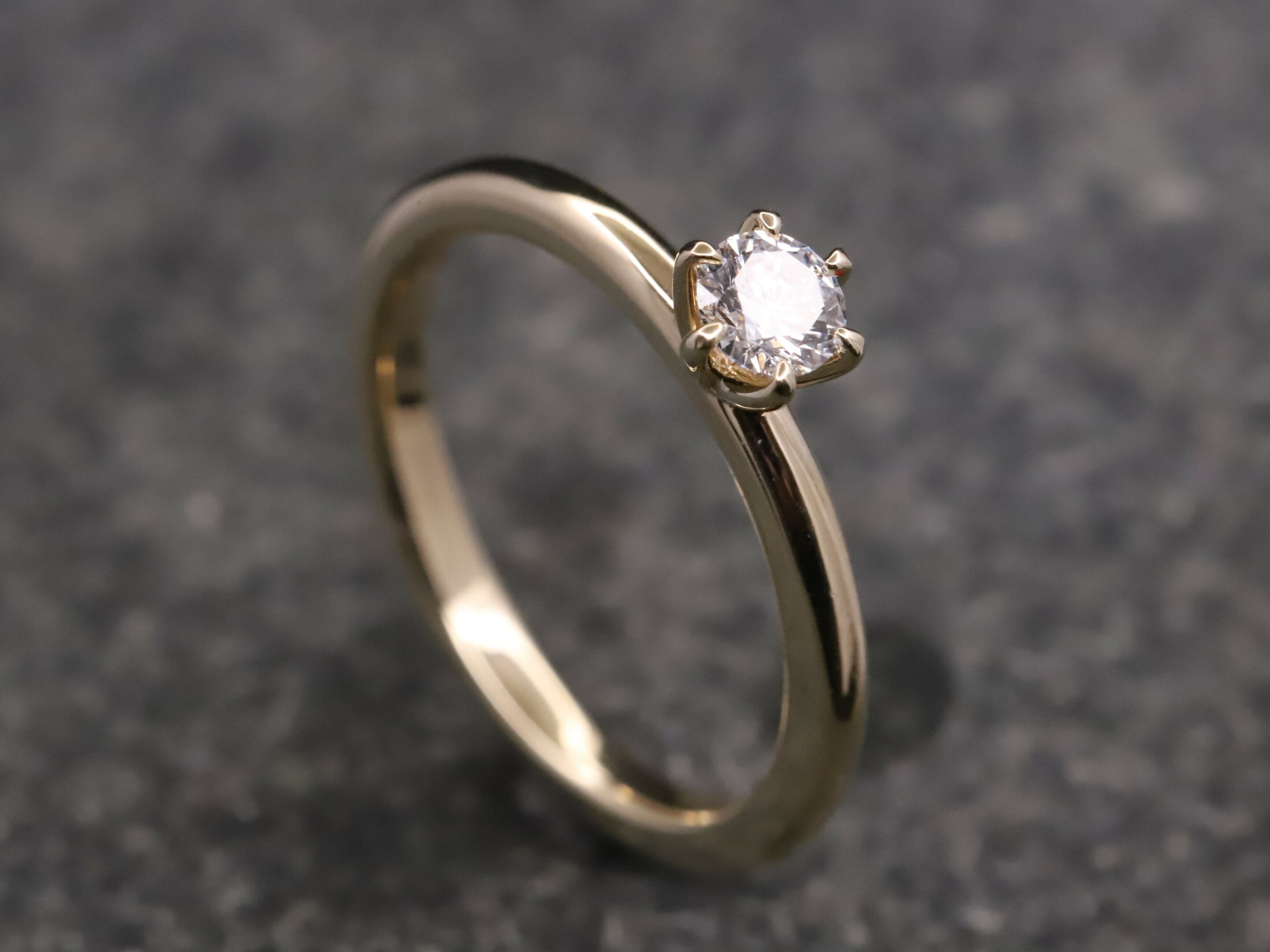 Verlobungsring 585er Gelbgold mit 0,29ct synthetischem Brillant – Bild 10