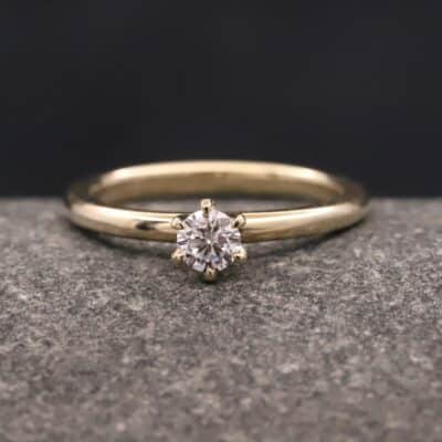 Verlobungsring 585er Gelbgold mit 0,29ct synthetischem Brillant