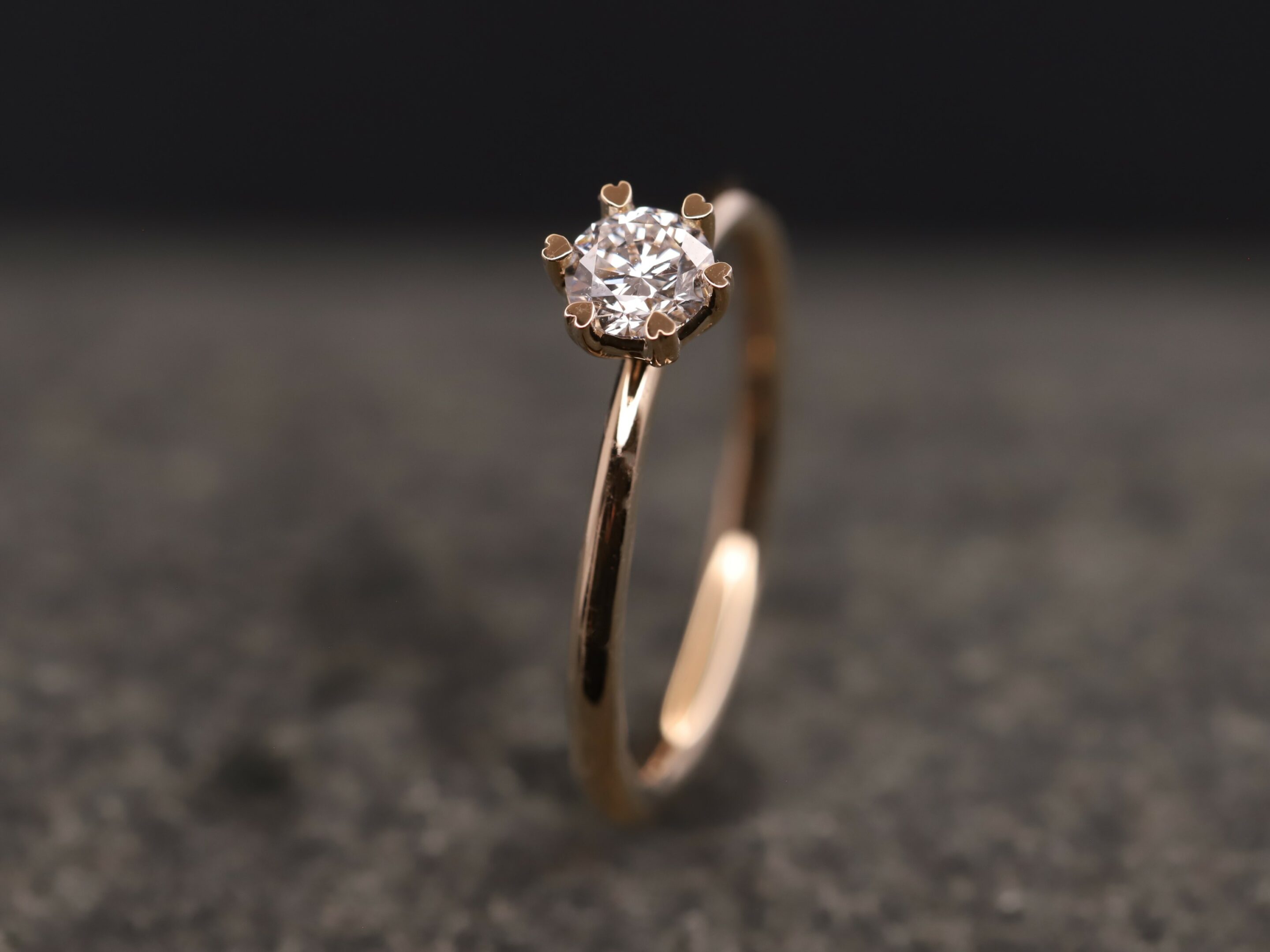 Verlobungsring 585er Rosegold mit 0,40ct synthetischem Diamanten im Brillantschliff – Bild 2