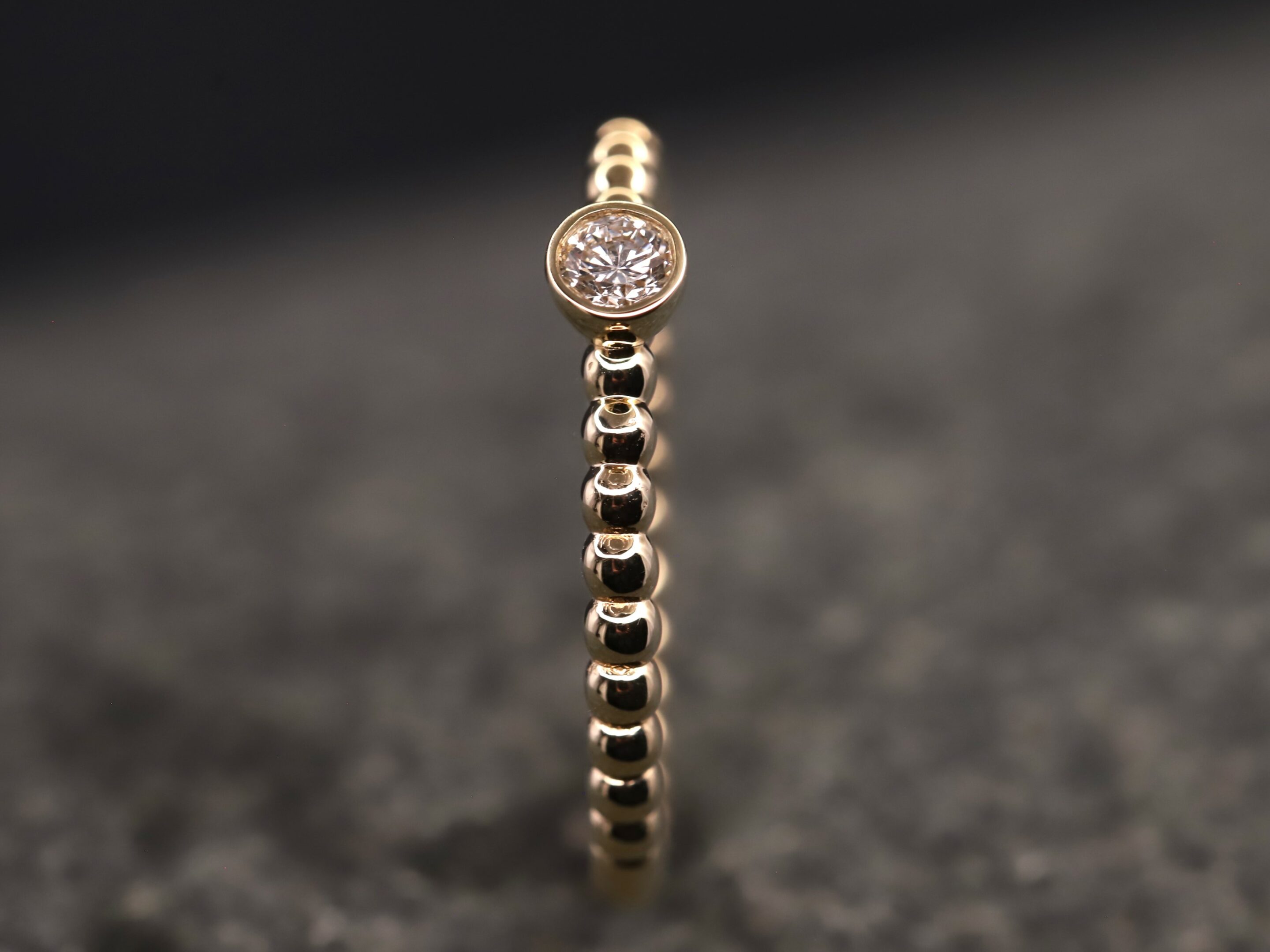 Verlobungsring 585er Gelbgold mit 0,13ct synthetischem Diamanten im Brillantschliff – Bild 3
