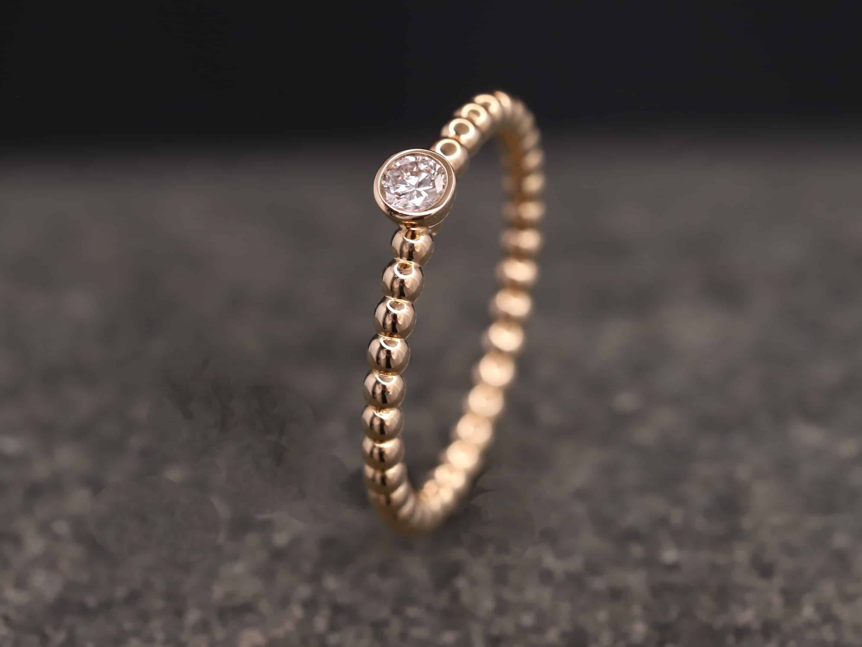 Verlobungsring 585er Rosegold mit 0,13ct synthetischem Diamanten im Brillantschliff – Bild 2